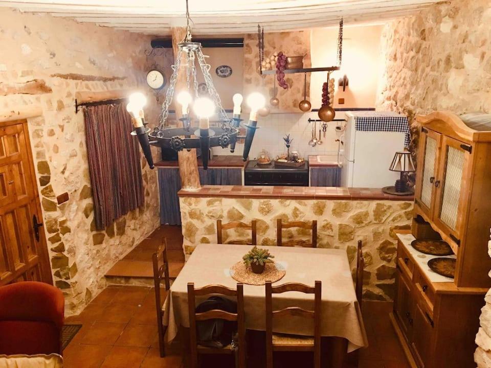 알칼라 델 후카르 Casa Cueva Araceli 빌라 외부 사진